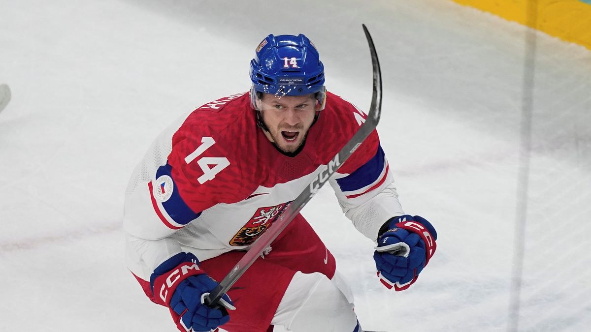 Na olympiádu jet neměl. Teď je z útočníka české překvapení